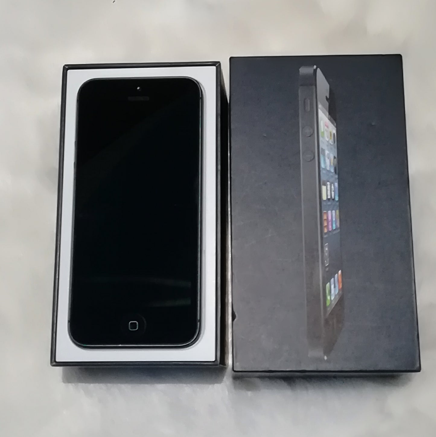 Apple iPhone 5 16GB Space Grey EE