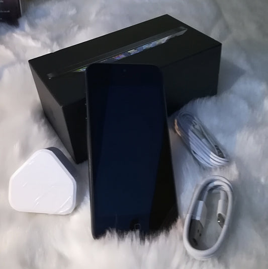 Apple iPhone 5 16GB Space Grey EE